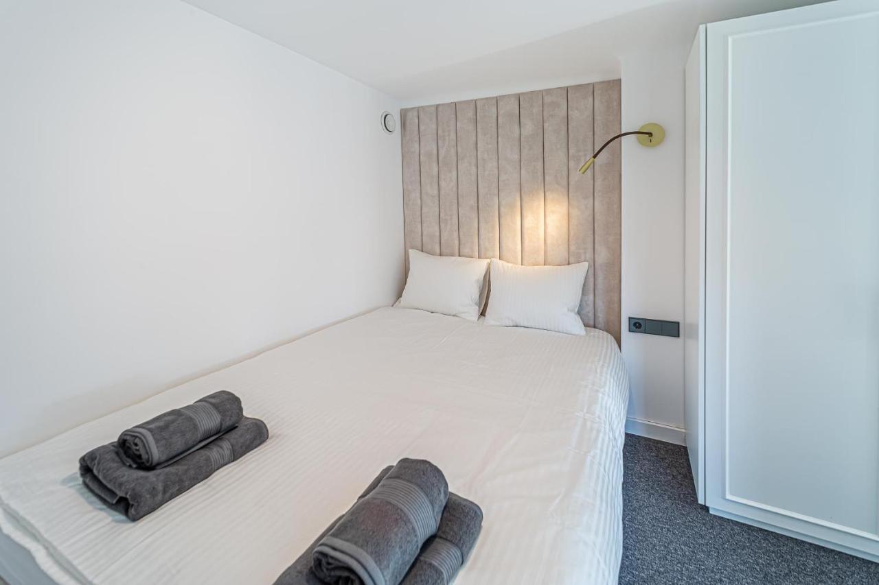 Ministerija Loft Apartment With Parking & Ac Каунас Екстериор снимка