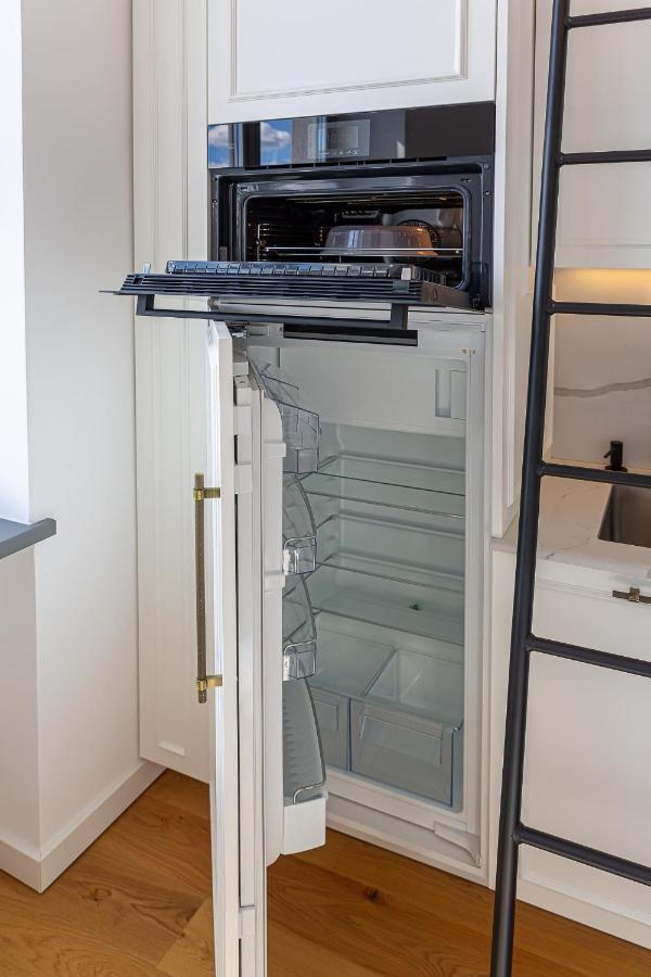 Ministerija Loft Apartment With Parking & Ac Каунас Екстериор снимка