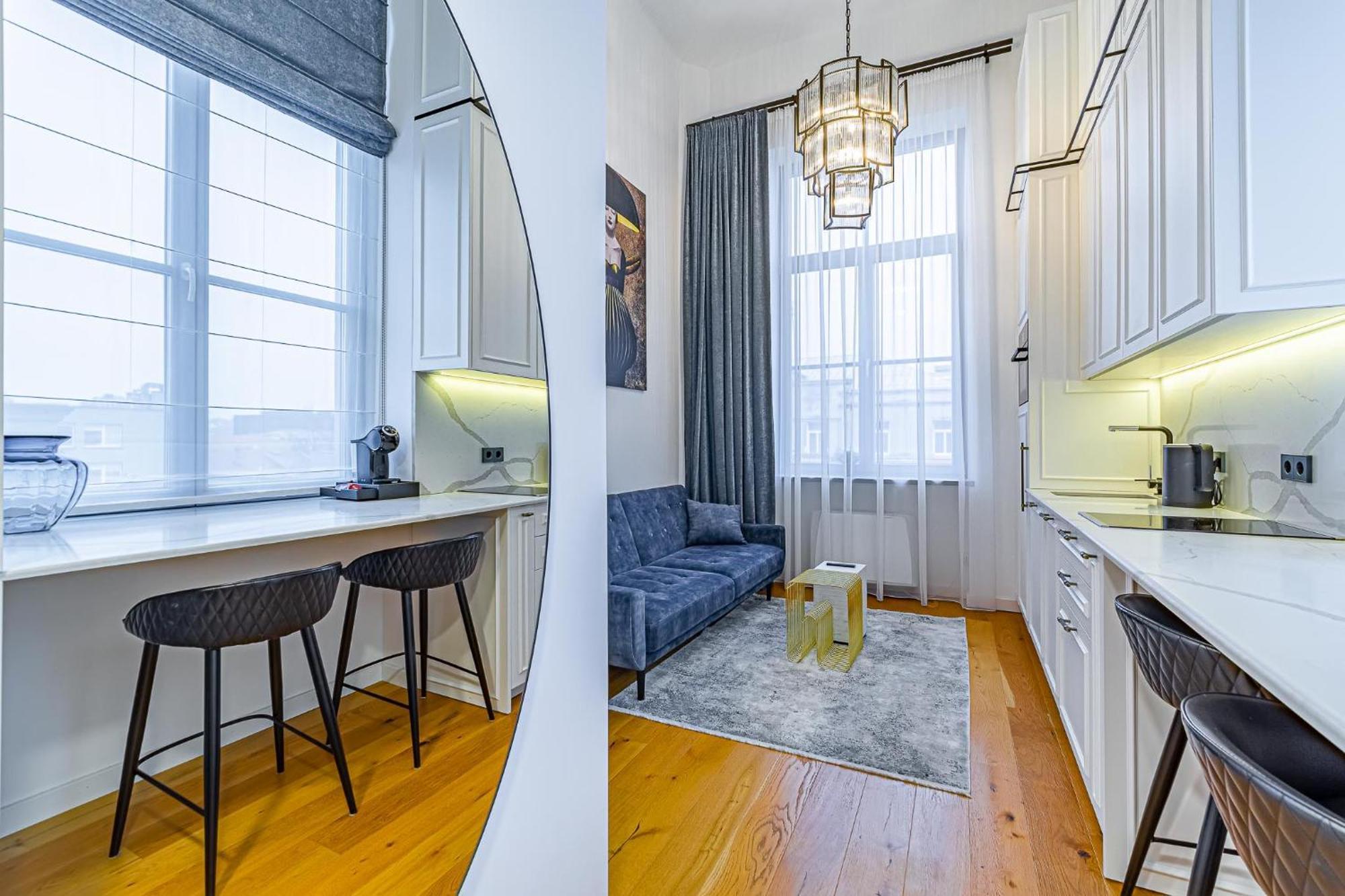 Ministerija Loft Apartment With Parking & Ac Каунас Екстериор снимка